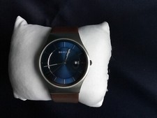 BERING DAMEN UHR ** NEU **