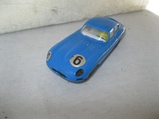 Carrera Universal 132  Jaguar blau altes Fahrwerk