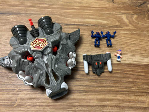 Mighty max doom zone wolfship - max,