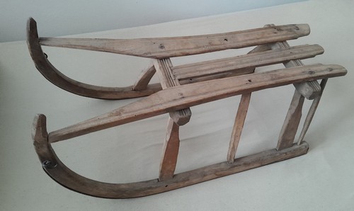 Holzschlitten antik guter