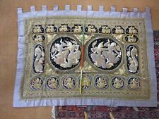 Wandteppich aus Thailand, ca. 235x170cm, um 1980. Samt, Seide, Pailetten