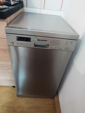 Sharp Geschirrspüler 45cm freistehend sehr guter Zustand voll funktionsfähig