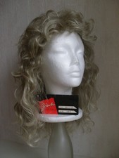 Perücke lange lockige