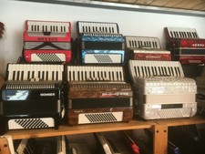 Akkordeon Hohner Pink 48 billiger Junior48 Student Kiddy Perle 48 Starlet Bravo 