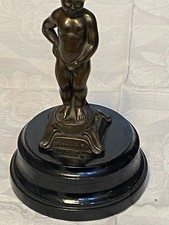 BRONZE FIGUR ++MANNEKEN PIS++BRÜSSEL VINTAGE AUF HOLZSOCKEL H CM  15