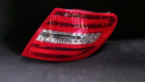 Y11301 mercedes w204 - mercedes,