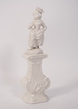 Alte Porzellanmanufaktur Nymphenburg Figur Mädchen tanzend P 1316 glasiert
