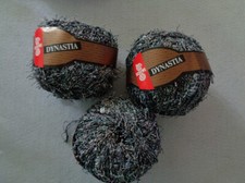 Wolle - Pack  150 gr. Schewe Dynastia Effektgarn - Noppen- Fransen  grautöne