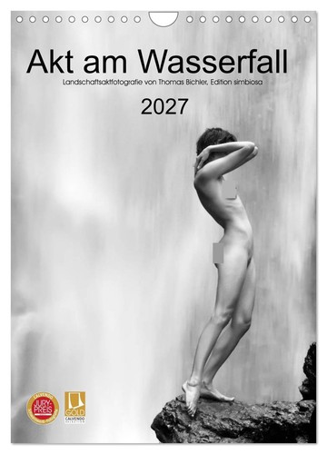 Akt wasserfall - akt,