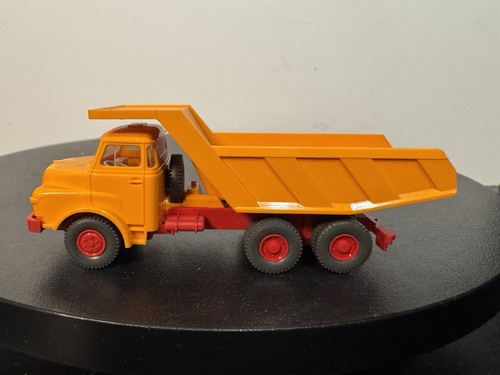 Wiking 671 4 - , man