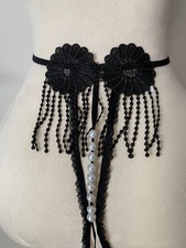 Schwarzer Tanga String mit Spitze und Perlen, sexy Dessous, Einheitsgröße XS -XL