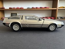 DeLorean DMC 12 1:18 Sunstar