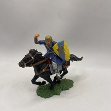 HAUSSER Elastolin Normanne Reiter zu Pferd mit Beil Schwert 7cm BVII Top Zustand