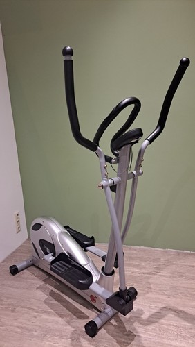 Fitnessgerät crosstrainer - fitnessgerät,