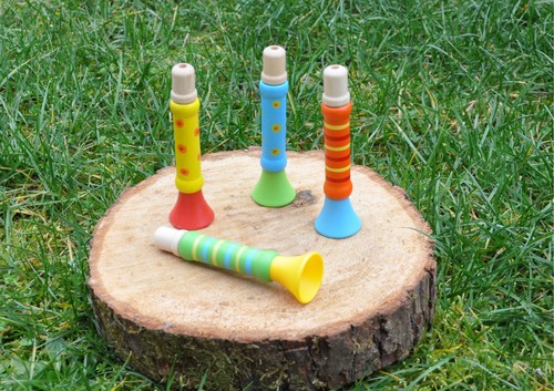 Bunte trompete aus holz - bunte, für