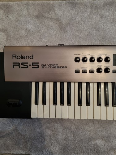 Roland syntheziser - roland, rs