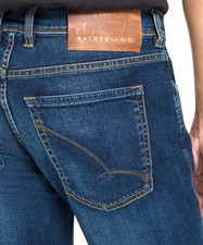 BALDESSARINI Jeans Model