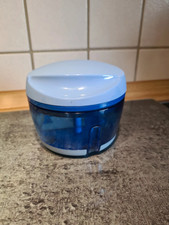 Tupperware Küchenhelfer Happy Chef Blau Zwiebelschneider Zerkleinerer