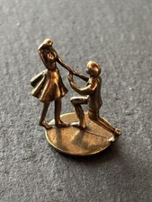 Verliebtes Paar aus Messing|