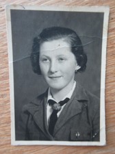 Altes kleines Portrait / Pass - Foto B D M Mädchen / Kletterweste / Alfeld Leine