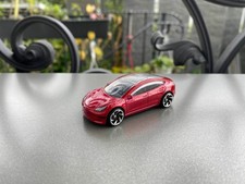 Hot Wheels Tesla Model 3 | Loose/Lose | Rot | Modell Spielzeugauto