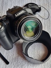 Panasonic Lumix DMC-FZ200 Bridgekamera im schönen Zustand