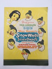 Tom Arnolds Adaption auf Eis von Schneewittchen und den sieben Zwergen Wembley