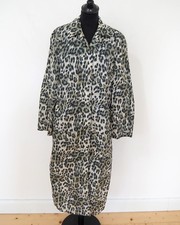 Nylon Regenmantel Grösse 40