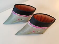 Antike originale chinesische Damenschuhe aus Seide, Lotusfüße