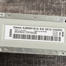 Skoda Fabia Audiosystem DANCE Autoradio Radio MP3 CD Player 5J0035161  10R022432