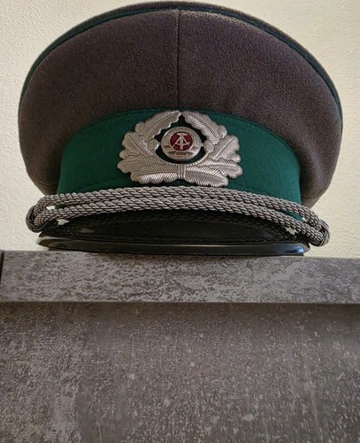 Ddr grenztruppen officer visor - officer,