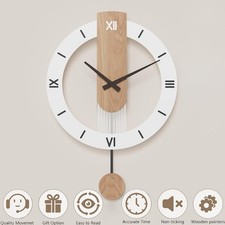 Wanduhr Holz mit Pendel