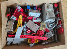 Fischertechnik Konvolut mit Motornetzteil, elektromechanischen Teilen, 3 kg