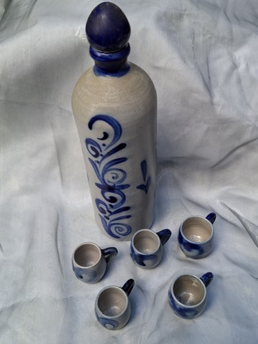 Alte steingutflasche becher - alte,