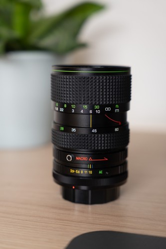 Hanimex 80mm 4 5 - 28-80mm, f3.5-4.5