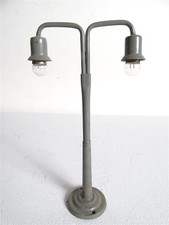Antike Spur H0 Modell Eisenbahn Bogenlampe zweiarmig Bahnhofslampe Bahnsteig