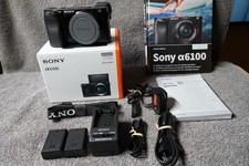 Sony Alpha a6100 24,2MP Spiegellose Kamera - Schwarz (Nur Gehäuse)