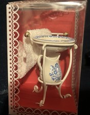 Puppenhaus Waschtisch Bodo