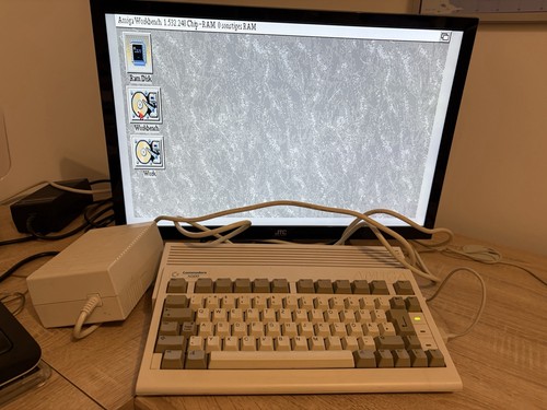 Commodore amiga 600 - amiga,