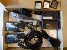 Zwei Fotoapparate Panasonic DMC-F1 Leica DC Lens Lumix Digital Camera