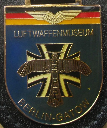 Brustanhänger