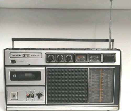 Boombox grunding c6200 - grunding,