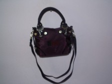 GGL-16 George Gina & Lucy *