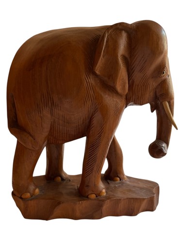 Geschnitzter holz elefant - holz,