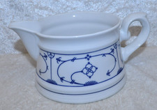 Milchkrug  Blau / Weiß  -Indischblau Winterling - Motiv Rauenstein - ca. 550 ml