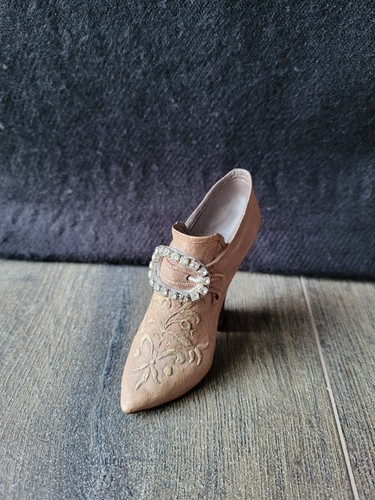 Just the right shoe - the,