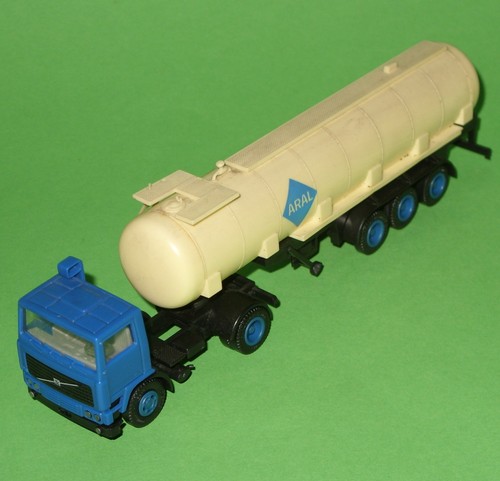 Herpa volvo f12 aral - herpa,