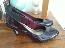 Pumps mit Softsohle im dunklen