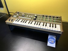 KORG MicroKORG Synthesizer