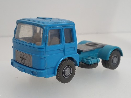 Man f80 zugmaschine - man,